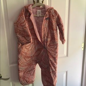 VGUC Patagonia 12M girls bunting insulated suit